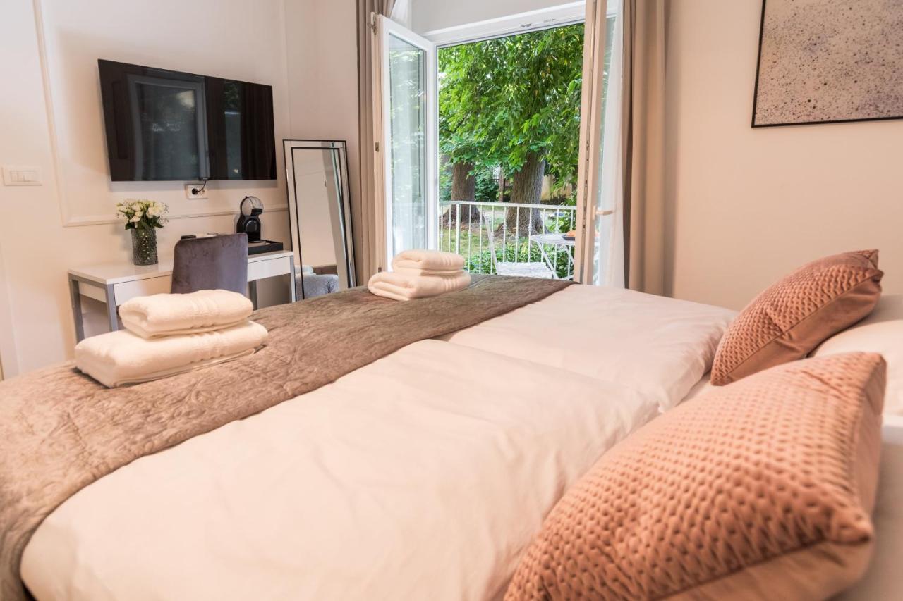 Luxury Rooms With Balcony Zadar Exterior photo